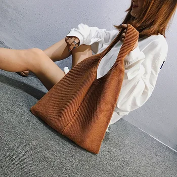 2018 Women Shoulder Bags Vintage Sample Messenger Bags Knitting Sweater Autumn Winter Tote Handbags
2018 Women Shoulder Bags Vintage Sample Messenger Bags Knitting Sweater Autumn Winter Tote Handbags