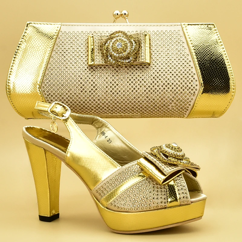 Italian Shoes with Matching Bag Set Decorated with Appliques African Shoes and Bags Matching Set Elegant Italian Women Pumps
Italian Shoes with Matching Bag Set Decorated with Appliques African Shoes and Bags Matching Set Elegant Italian Women Pumps