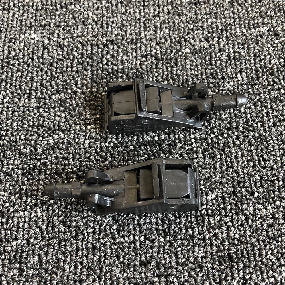 2pcs For VW Golf Jatta Bora MK4 Passat B5 Polo Front Windshield Washer Jet Wiper Spray Nozzle 6RD955985 6E0955985B 6E0955985A
2pcs For VW Golf Jatta Bora MK4 Passat B5 Polo Front Windshield Washer Jet Wiper Spray Nozzle 6RD955985 6E0955985B 6E0955985A