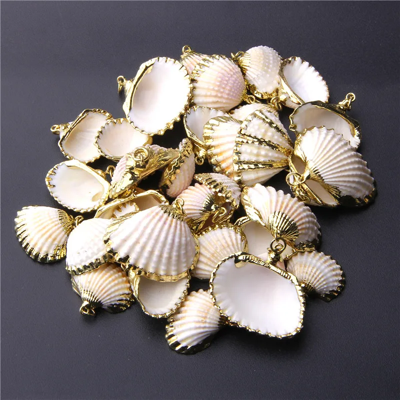 4 pcs 21.4 * 30.7 mm Natural Sea Conch Pendant Gold Shell Pendant Connector for Women Girl Jewelry Making Earring & Necklace
4 pcs 21.4 * 30.7 mm Natural Sea Conch Pendant Gold Shell Pendant Connector for Women Girl Jewelry Making Earring & Necklace