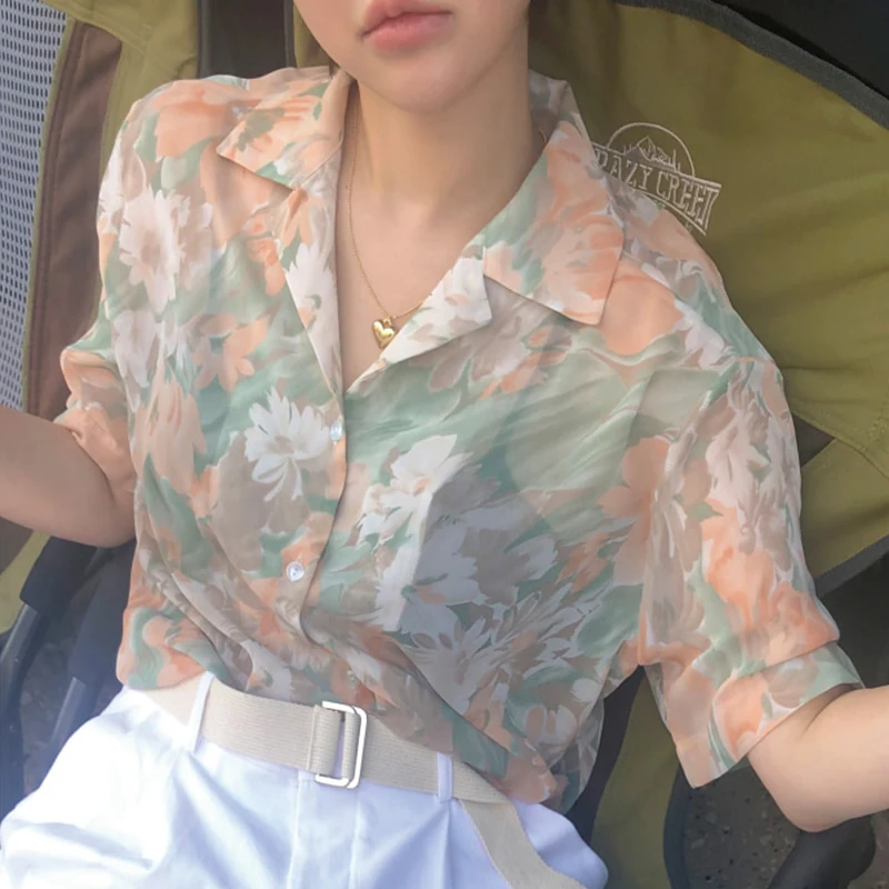Sexy Girl Sheer Transparent Flower Shirt Women Top Summer High Fashion Blouse Short Sleeve Chemise Femme Chemisier Blusa Mujer
Sexy Girl Sheer Transparent Flower Shirt Women Top Summer High Fashion Blouse Short Sleeve Chemise Femme Chemisier Blusa Mujer