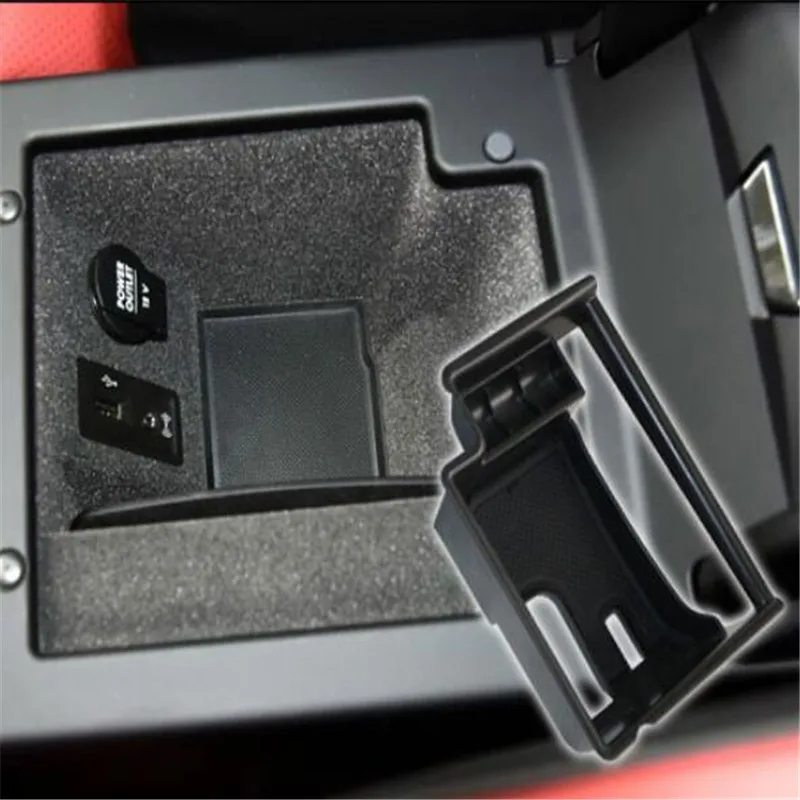 Emaicoca Car styling central Armrest storage box glove box pallet case for Porsche Macan Macan S 2014-2017
Emaicoca Car styling central Armrest storage box glove box pallet case for Porsche Macan Macan S 2014-2017
