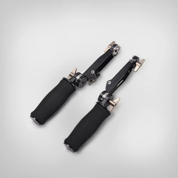 Tilta TT-H04 Front Handgrisp Side Arms wtih rossets Length Adjustable for Film DSLR HDV camera shoulder mount Rig
Tilta TT-H04 Front Handgrisp Side Arms wtih rossets Length Adjustable for Film DSLR HDV camera shoulder mount Rig
