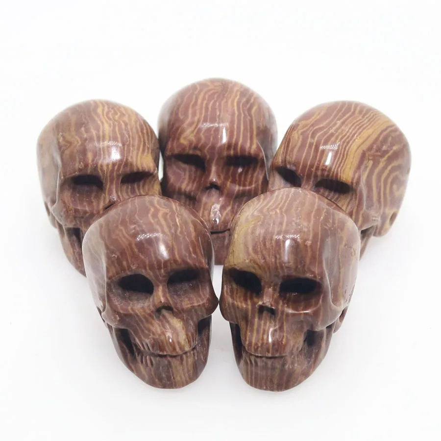 Randomly Send 1pc 2"SERPEG GIANTE STONE Handmade Carved Crystal Skull Crystal Realistic Healing Furnishing Articles Figurine
Randomly Send 1pc 2"SERPEG GIANTE STONE Handmade Carved Crystal Skull Crystal Realistic Healing Furnishing Articles Figurine