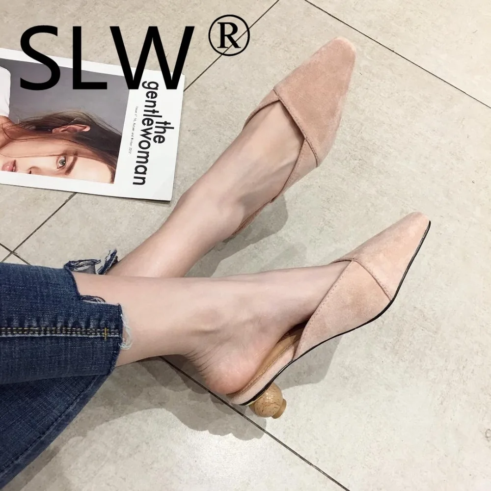 strange style cozy velvet all-match med heel mules woman korean style trend slides ladies new arrival hot shoes 2019 beach shoe
strange style cozy velvet all-match med heel mules woman korean style trend slides ladies new arrival hot shoes 2019 beach shoe