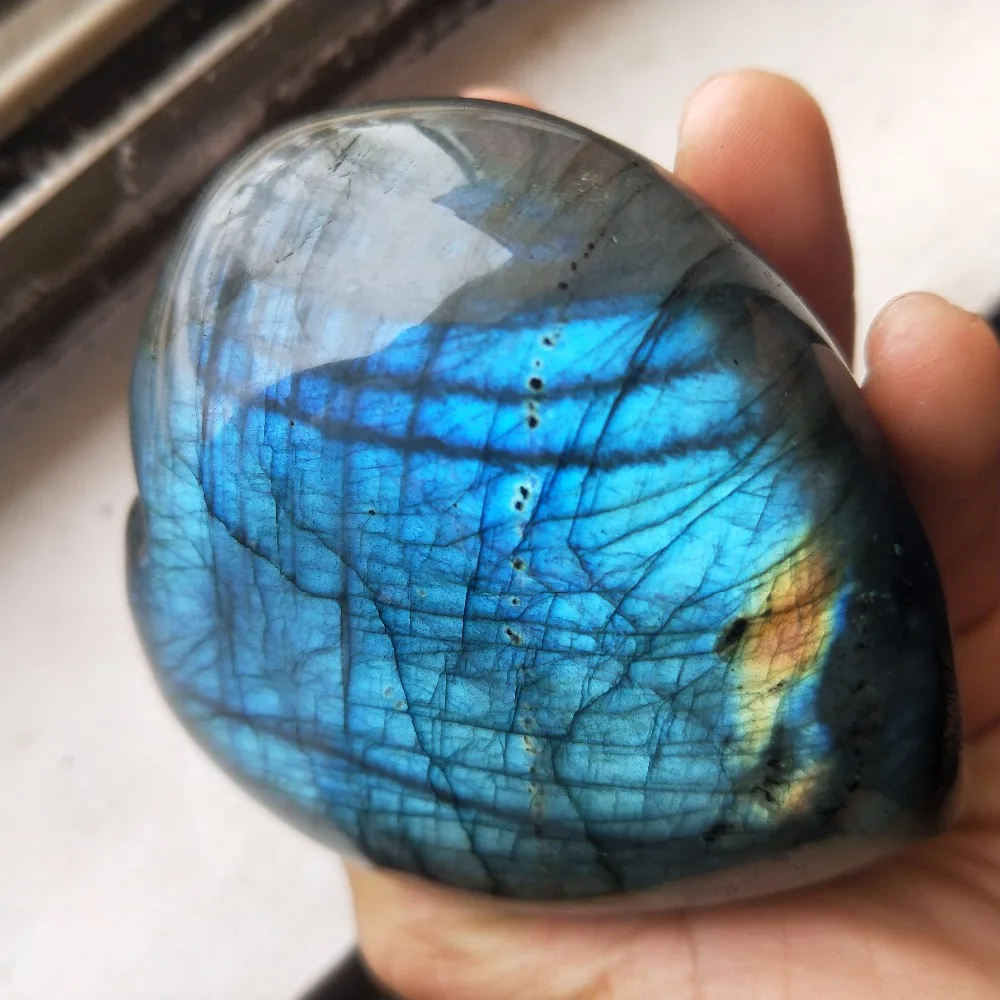 TOP!! 435g Natural Beautiful Rainbow Flash Labradorite Stone Crystal Heart healing
TOP!! 435g Natural Beautiful Rainbow Flash Labradorite Stone Crystal Heart healing