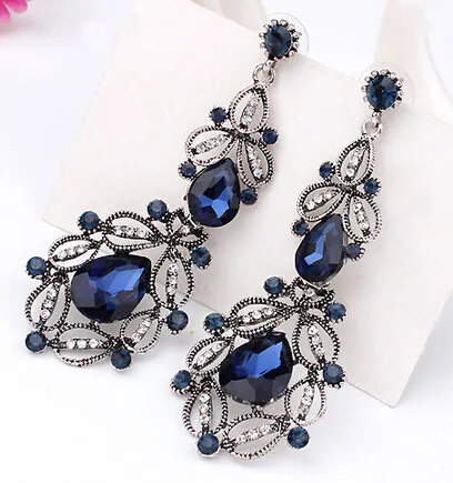 European And American Big Stud Earrings For Women Luxury Hollow pattern Earring Geometric pattern Earings Jewelry Earing Brincos
European And American Big Stud Earrings For Women Luxury Hollow pattern Earring Geometric pattern Earings Jewelry Earing Brincos