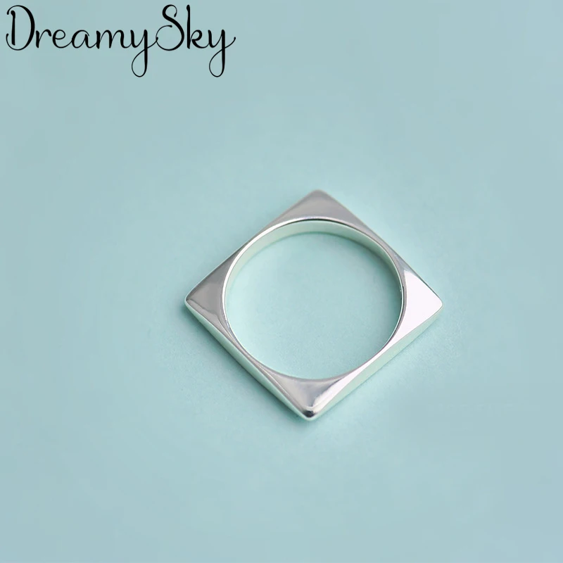 New Arrivals 925 Sterling Silver Circle Round Rings For Women Trendy Adjustable Size Ring Lady Statement Jewelry High Quality
New Arrivals 925 Sterling Silver Circle Round Rings For Women Trendy Adjustable Size Ring Lady Statement Jewelry High Quality