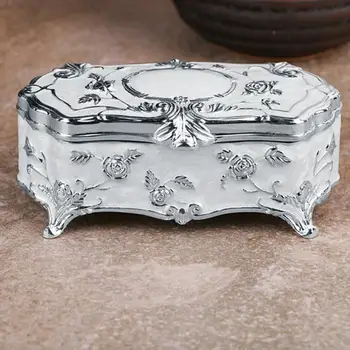 Innovative European Vintage Princess Jewelry Box Small Silver Plated Glazed Jewelry Storage Box Cotton Swab Toothpick Storage Bo
Innovative European Vintage Princess Jewelry Box Small Silver Plated Glazed Jewelry Storage Box Cotton Swab Toothpick Storage Bo