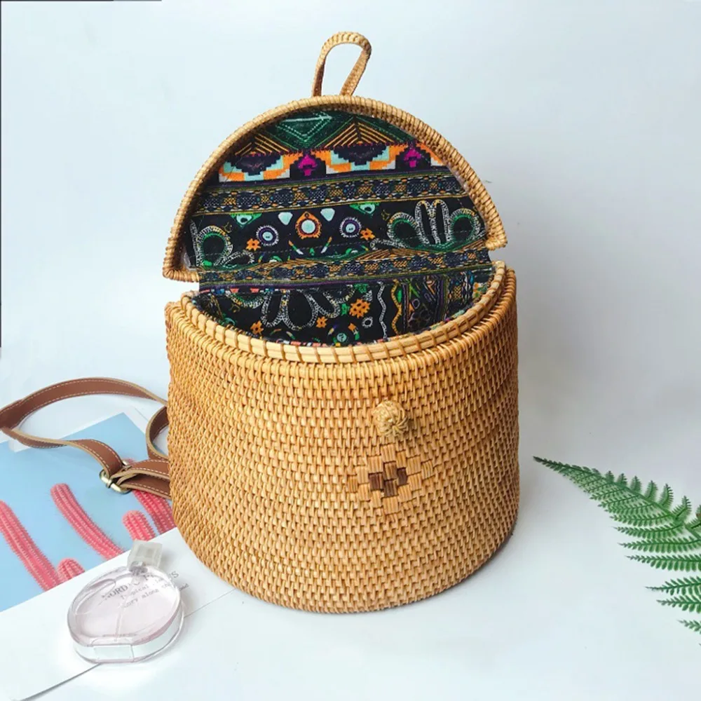 THINKTHENDO Summer Vietnam Hand-woven Rattan Bag Backpack Bohemian Beach Bag 2019 Fashion Backpack
THINKTHENDO Summer Vietnam Hand-woven Rattan Bag Backpack Bohemian Beach Bag 2019 Fashion Backpack