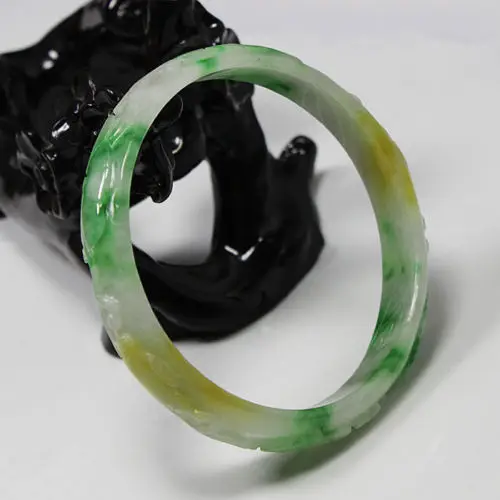 free shipping 01969 Beautiful Hand-carved Emerald Green Jadeite Jade Gems Bracelet Bangle
free shipping 01969 Beautiful Hand-carved Emerald Green Jadeite Jade Gems Bracelet Bangle