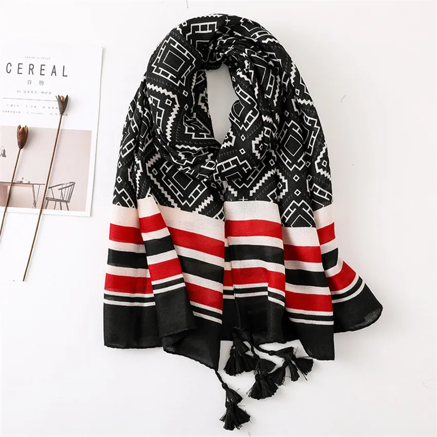 2019 Luxury Brand Geometric Striped Viscose Scarf Spain Print Long Shawl Large Size Warm Pashmina Stole Neck Wear Headband Hijab
2019 Luxury Brand Geometric Striped Viscose Scarf Spain Print Long Shawl Large Size Warm Pashmina Stole Neck Wear Headband Hijab