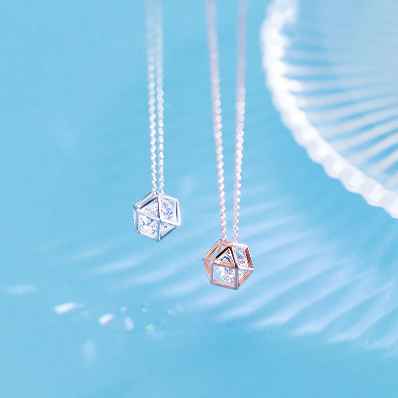 Classic 100% Real 925 Sterling Silver Geometric Necklace 585 Rose Gold Color Cubic Zirconia Necklace Pendant Girl Gift Jewelry
Classic 100% Real 925 Sterling Silver Geometric Necklace 585 Rose Gold Color Cubic Zirconia Necklace Pendant Girl Gift Jewelry