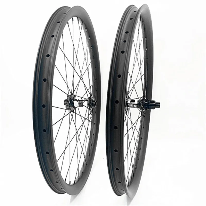 29er Asymmetry carbon wheels mtb 45mm front and rear wheel sets1800g 1420 spoke carbon wheelset Tubeless bicycle wheel
29er Asymmetry carbon wheels mtb 45mm front and rear wheel sets1800g 1420 spoke carbon wheelset Tubeless bicycle wheel