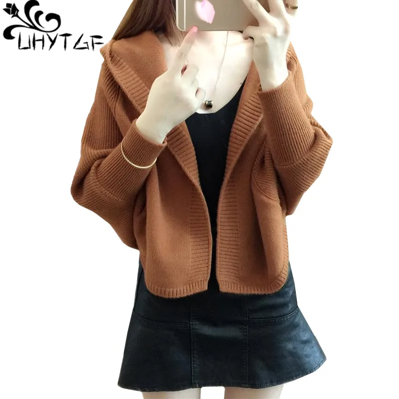 UHYTGF Fashion Cloak Bat Shirt Spring Autumn Sweater Women New Hooded Shawl Knitted Cardigan Female Short Sweater Outerwear 1213
UHYTGF Fashion Cloak Bat Shirt Spring Autumn Sweater Women New Hooded Shawl Knitted Cardigan Female Short Sweater Outerwear 1213