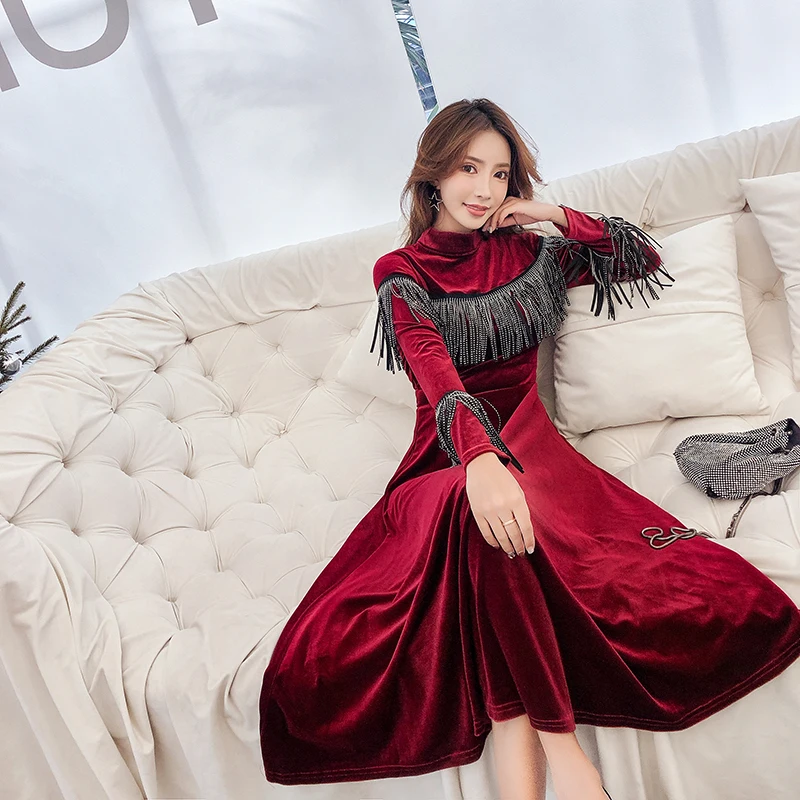 Spring autumn winter new gold velvet dress female high waist banquet dress temperament ladies big swing long Dresses
Spring autumn winter new gold velvet dress female high waist banquet dress temperament ladies big swing long Dresses