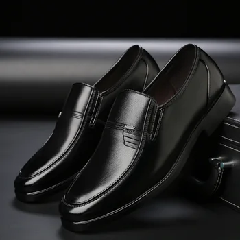 2020 Leather Men's Loafers Non-slip Casual Middle-aged Wear-resistant Soft Bottom Business Shoes Plus Size 38-48
2020 Leather Men's Loafers Non-slip Casual Middle-aged Wear-resistant Soft Bottom Business Shoes Plus Size 38-48