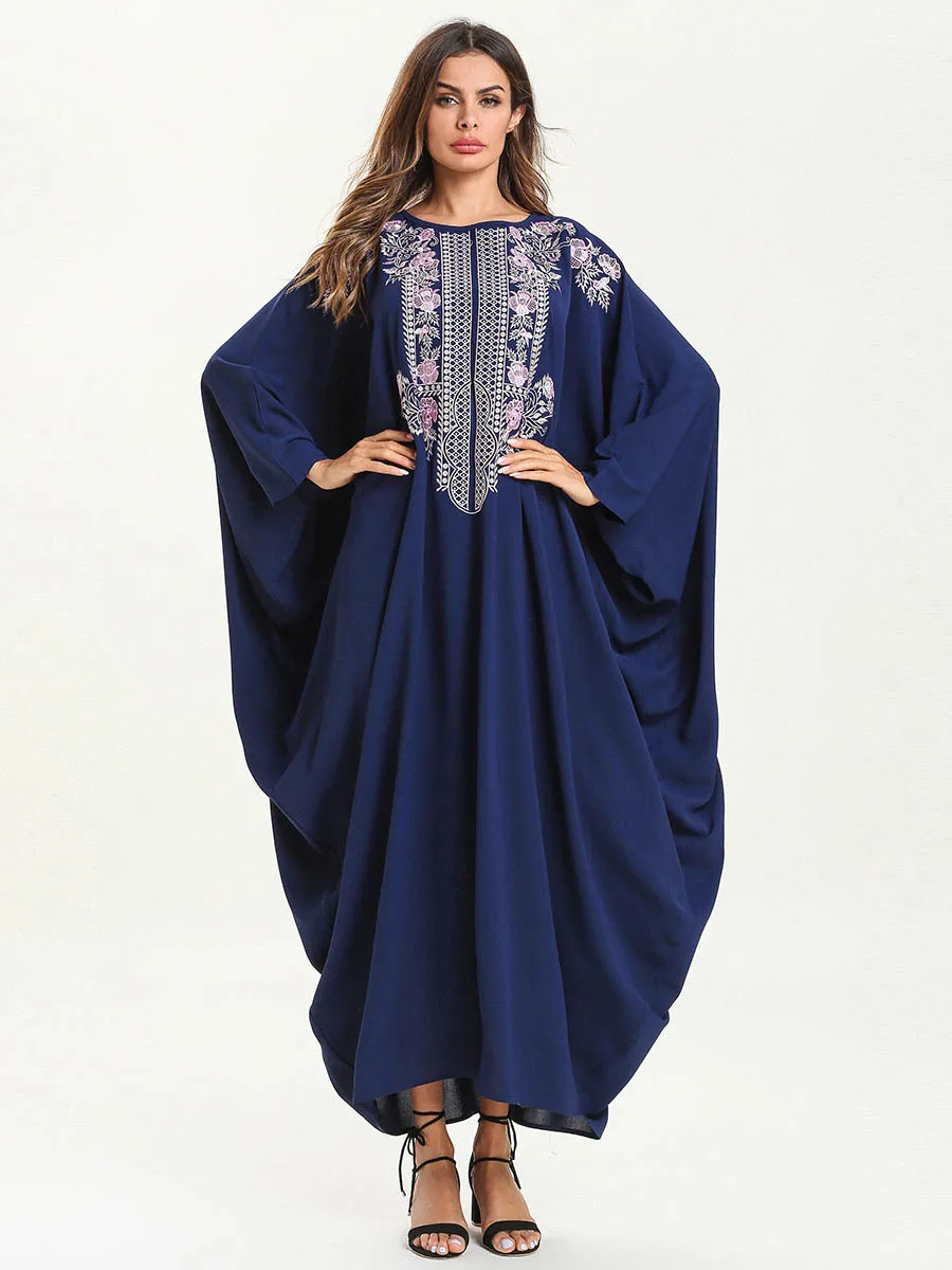New Women Muslim Abaya long-sleeved Large size Women Embroidered Bat Sleeve Kaftan Turkish Islamic Clothing 7597#
New Women Muslim Abaya long-sleeved Large size Women Embroidered Bat Sleeve Kaftan Turkish Islamic Clothing 7597#