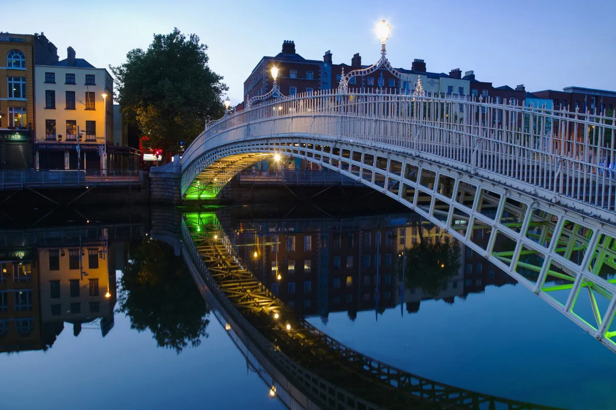 Тканевый постер с рисунком на заказ (рамка доступна) Halfpenny bridge Dublin Ireland 197PFJ