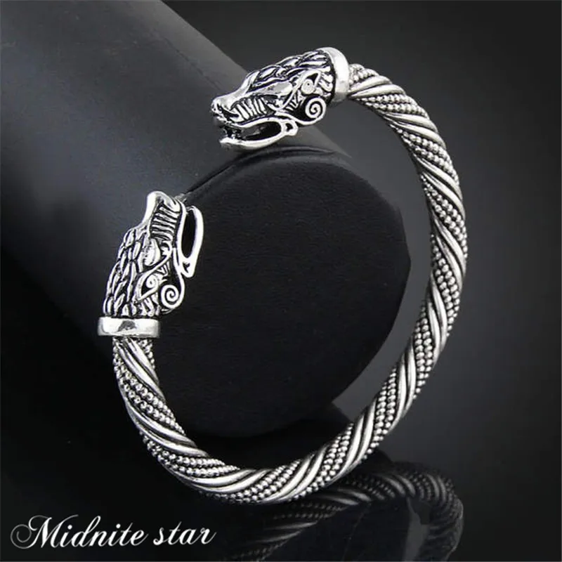 New Double Wolf Head Bracelet Indian Jewelry Fashion Accessories Viking Wristband Cuff Bracelets For Women Men Bangles Gift
New Double Wolf Head Bracelet Indian Jewelry Fashion Accessories Viking Wristband Cuff Bracelets For Women Men Bangles Gift