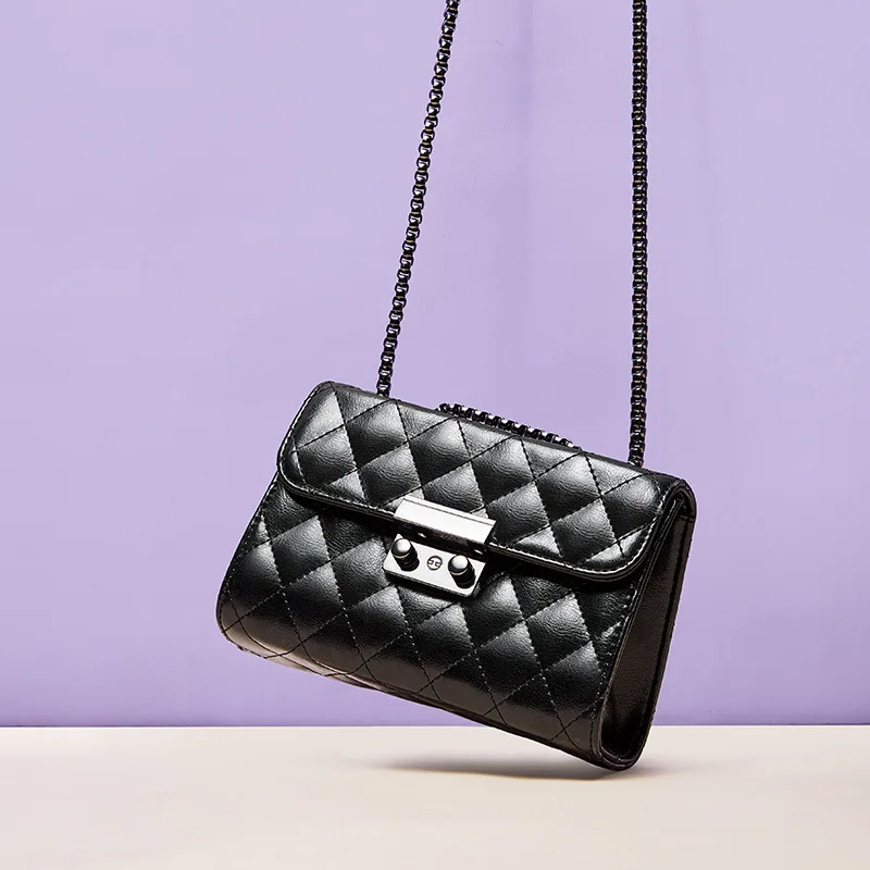 Leather small ck summer small square bag female 2019 new fashion rhombic chain ladies single shoulder Messenger bag handbag
Leather small ck summer small square bag female 2019 new fashion rhombic chain ladies single shoulder Messenger bag handbag