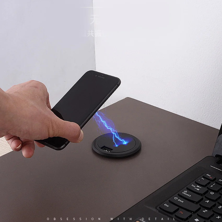 Wireless Charger 10W Built in Desktop For IPHONE 7 8 Embedded Fast USB Charger For Huawei P30 Xiaomi redmi 
Wireless Charger 10W Built in Desktop For IPHONE 7 8 Embedded Fast USB Charger For Huawei P30 Xiaomi redmi