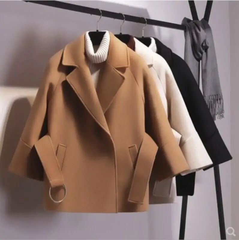 Women short coat Wool long-sleeved lapel belt Girdle woolen jacket high quality luxury outwear autumn winter lady outer clothing
Women short coat Wool long-sleeved lapel belt Girdle woolen jacket high quality luxury outwear autumn winter lady outer clothing