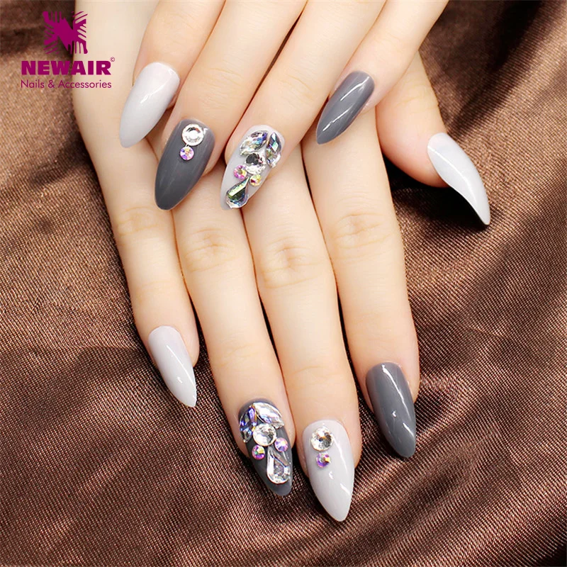 Long Stiletto False Nails With Glue Shining Rhinestone Fake Nail Tips 24PCS Women Finger Nail Art
Long Stiletto False Nails With Glue Shining Rhinestone Fake Nail Tips 24PCS Women Finger Nail Art
