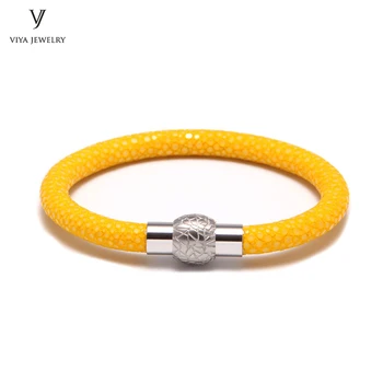 Real Yellow Stingray Leather Bracelet For Sports Boy High Quality Bracelet With Gift Box Simple Silver plated Bracelet For Men
Real Yellow Stingray Leather Bracelet For Sports Boy High Quality Bracelet With Gift Box Simple Silver plated Bracelet For Men