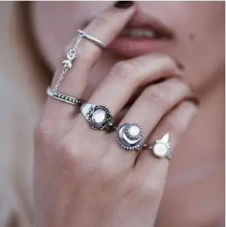 JZ 049 2017 fashion retro national characteristics style opal chain chain 5 sets of sets of ring rings the most beautiful gift f
JZ 049 2017 fashion retro national characteristics style opal chain chain 5 sets of sets of ring rings the most beautiful gift f