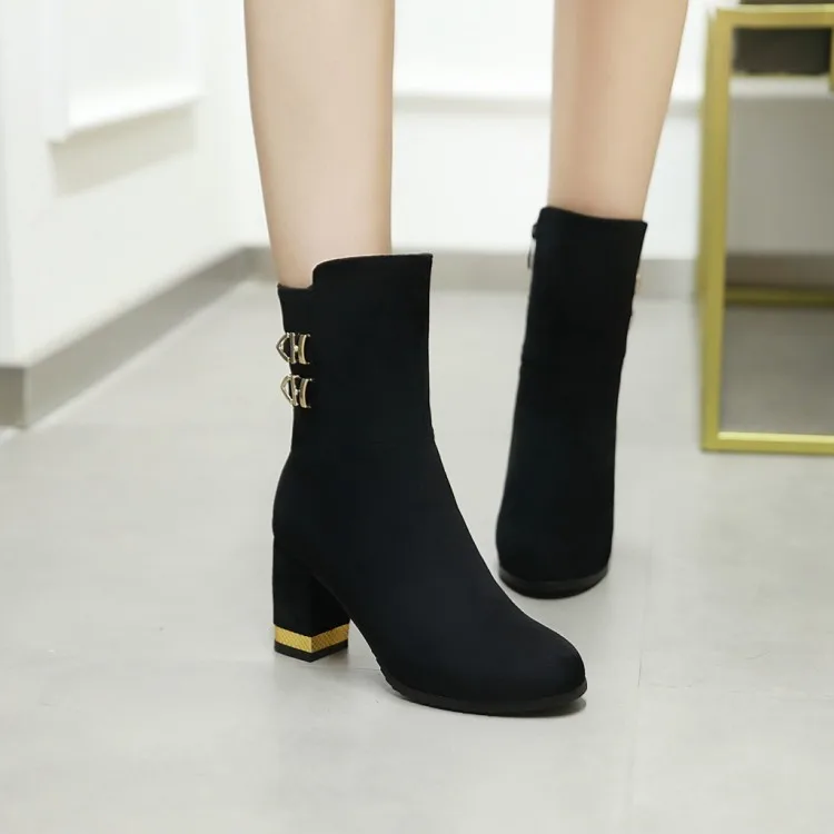 Big Size 11 12 13 European and American wind-tipped high heel side zipper metal decorative short boots
Big Size 11 12 13 European and American wind-tipped high heel side zipper metal decorative short boots