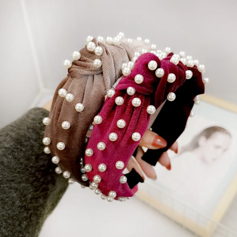 FASACC Velvet Hairband Adult Headbands Vintage Bezel Pearl Female Headband Korean Headwear Women's Fashion 2019 Hair Accessories
FASACC Velvet Hairband Adult Headbands Vintage Bezel Pearl Female Headband Korean Headwear Women's Fashion 2019 Hair Accessories