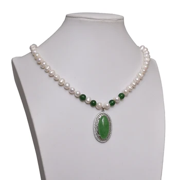 

8-9mm Natural fresh water white pearl with Emerald green Chalcedony findings 18inch noble necklace wholesale special in gift