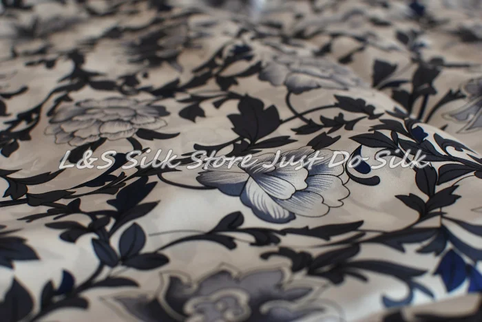 Silk Flat Sheet 1pc Silk Bed Sheet 100% Mulberry Custom order is acceptable Many Sizes Floral Color ls260715
Silk Flat Sheet 1pc Silk Bed Sheet 100% Mulberry Custom order is acceptable Many Sizes Floral Color ls260715