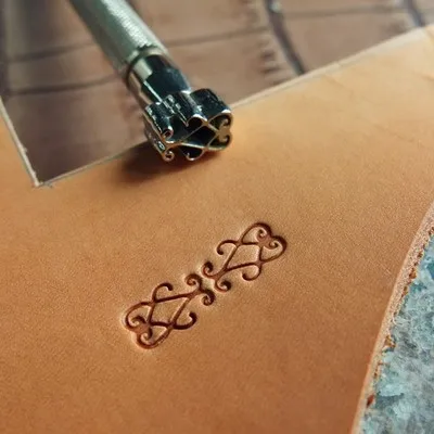 vintage flower pattern classic handmade leather engraved carving tool,high grade leather craft stamping molding tool
vintage flower pattern classic handmade leather engraved carving tool,high grade leather craft stamping molding tool