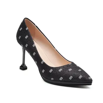 19 years of age season new fashion high heel cat with point size code 33-40 shallow mouth single woman shoes 
19 years of age season new fashion high heel cat with point size code 33-40 shallow mouth single woman shoes