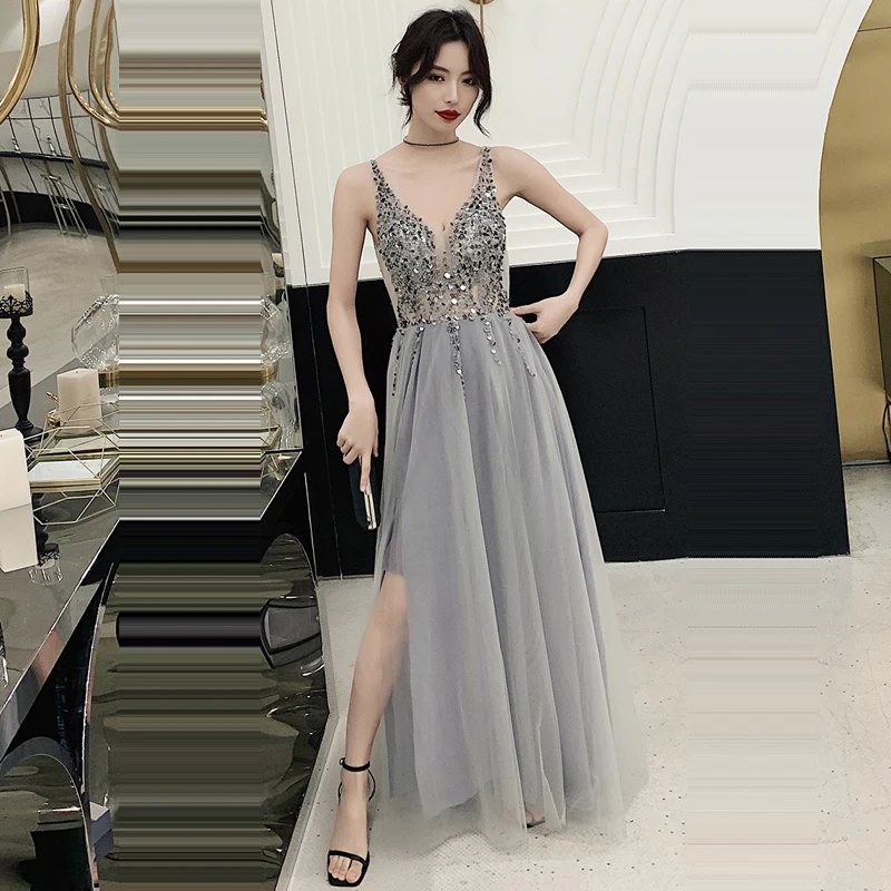 Evening Dress Sleeveless Zipper Women Party Dresses Backless Sequin Robe De Soiree 2019 Plus Size Lace V-neck Formal Gowns E697
Evening Dress Sleeveless Zipper Women Party Dresses Backless Sequin Robe De Soiree 2019 Plus Size Lace V-neck Formal Gowns E697