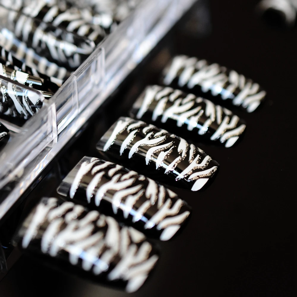 70pcs/kit Long False Nails Practice Acrylic Fake Half-cover Nail Overhead Zebra Design Artificial French Tips without Glue N211
70pcs/kit Long False Nails Practice Acrylic Fake Half-cover Nail Overhead Zebra Design Artificial French Tips without Glue N211
