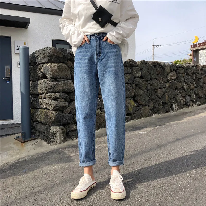 S-XL 3 colors 2019 spring korean chic style women denim jeans womens Casual high waist mom's jeans for women (Z8596)
S-XL 3 colors 2019 spring korean chic style women denim jeans womens Casual high waist mom's jeans for women (Z8596)