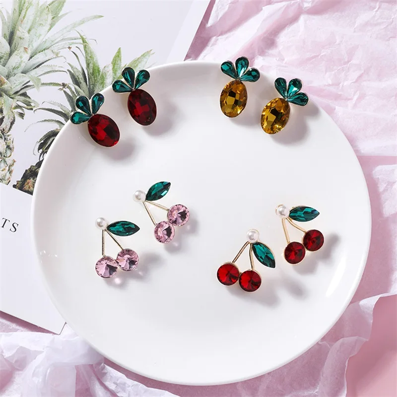 Korean Personality Fruit Crystal Dangle Earrings Sweet Temperament Pink Red Pineapple Cherry earrings Women Summer Jewelry
Korean Personality Fruit Crystal Dangle Earrings Sweet Temperament Pink Red Pineapple Cherry earrings Women Summer Jewelry