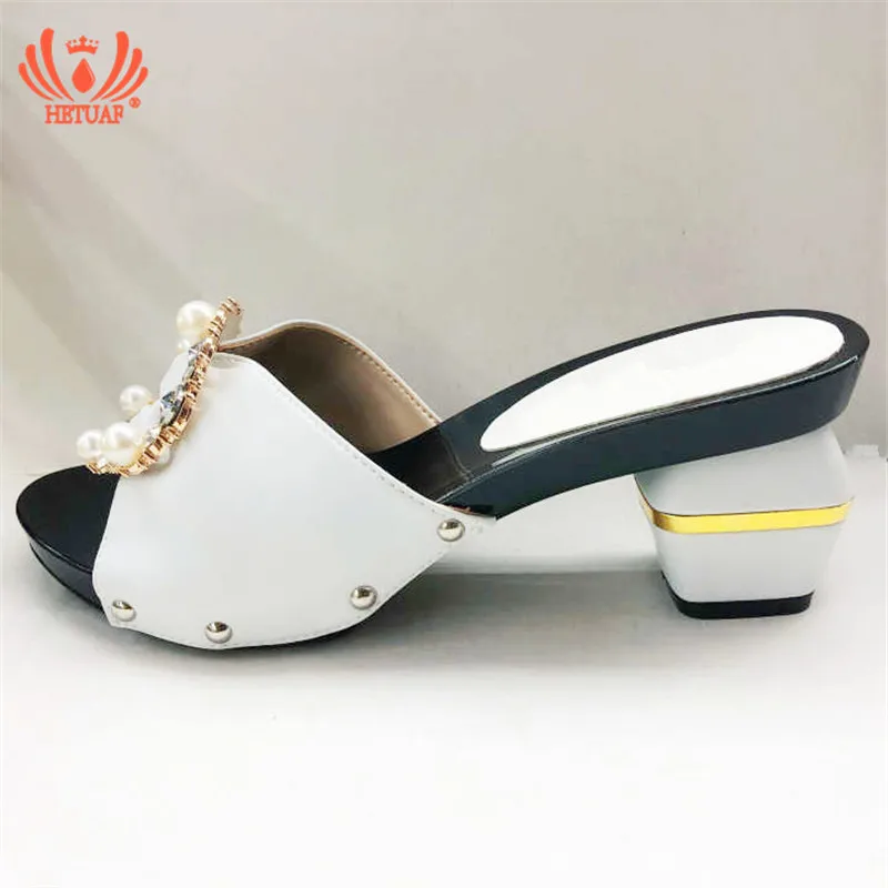 New White Color African PU Leather Shoes And Bag Matching Set With Peal Shoe Women Italian Shoes And Bag Set For Party Wedding
New White Color African PU Leather Shoes And Bag Matching Set With Peal Shoe Women Italian Shoes And Bag Set For Party Wedding