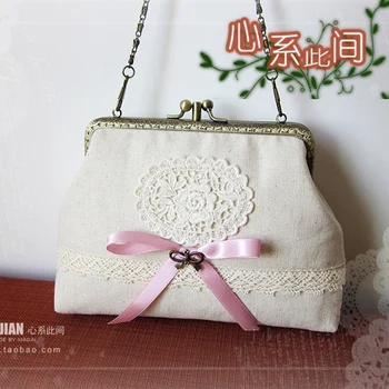 15 New Bow Vintage Handmade Fabric Needlework Material Kit Lace Double Layer The Mouth Gold Free Cut Metal Frame Womens Handbag
15 New Bow Vintage Handmade Fabric Needlework Material Kit Lace Double Layer The Mouth Gold Free Cut Metal Frame Womens Handbag