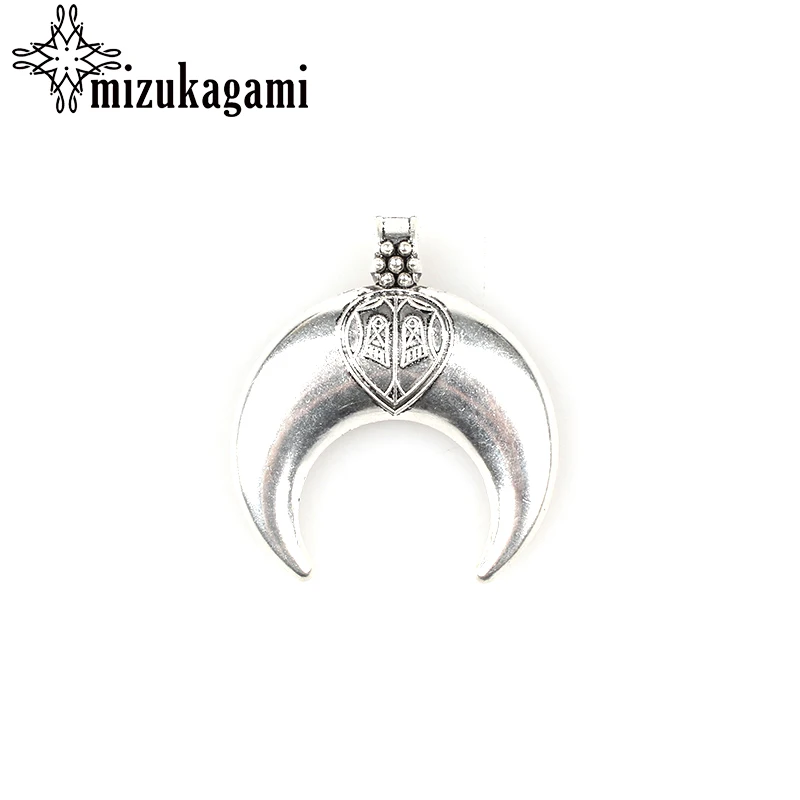 1pcs 44MM Retro Zinc Alloy Silver Moon Ox Horn Shape Charms Pendants For DIY Jewelry Accessories Free Shipping
1pcs 44MM Retro Zinc Alloy Silver Moon Ox Horn Shape Charms Pendants For DIY Jewelry Accessories Free Shipping