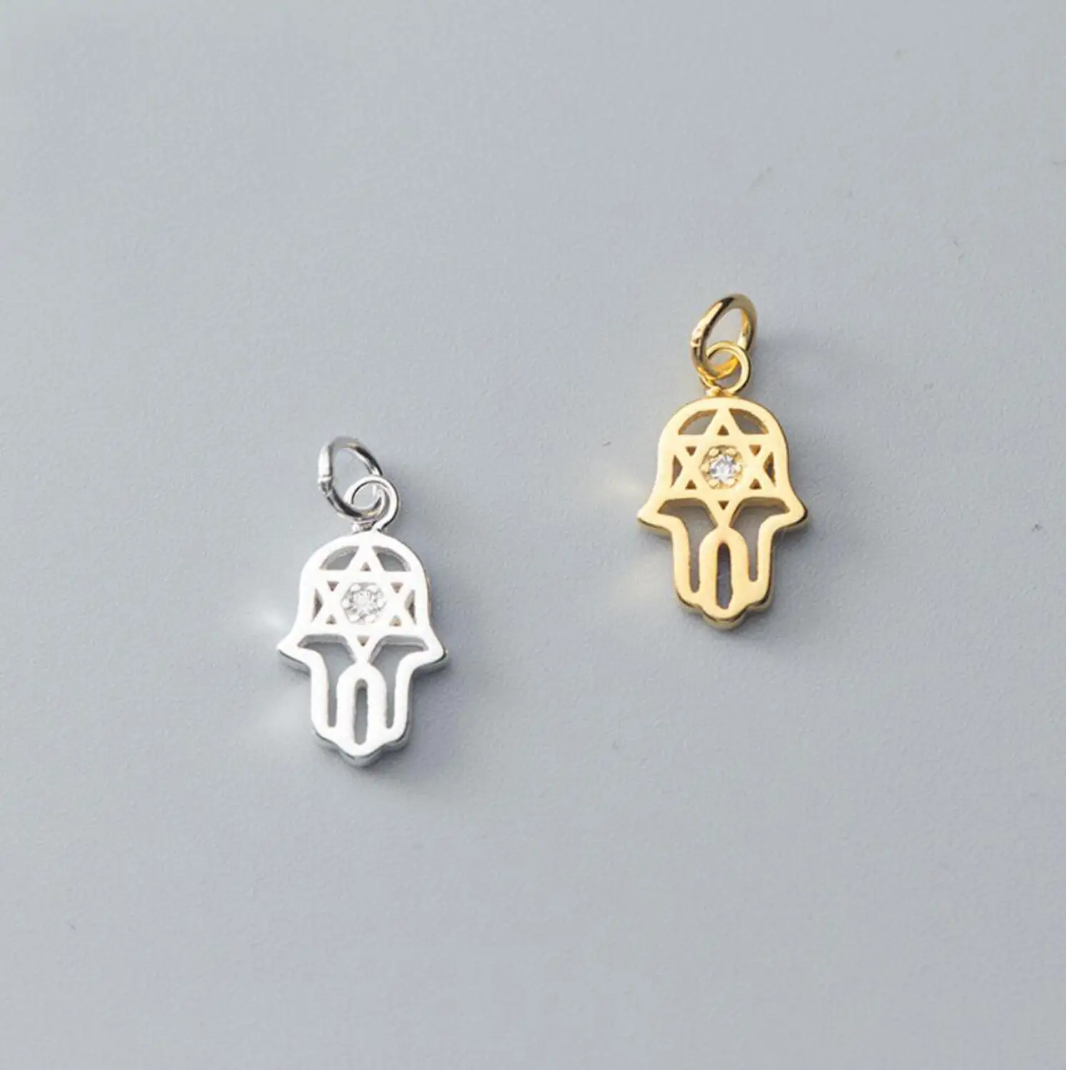 925 Sterling Silver Fashion Jewelry CZ Evil Eye Hamsa Hand of Fatima Charm Pendant DIY A2383
925 Sterling Silver Fashion Jewelry CZ Evil Eye Hamsa Hand of Fatima Charm Pendant DIY A2383