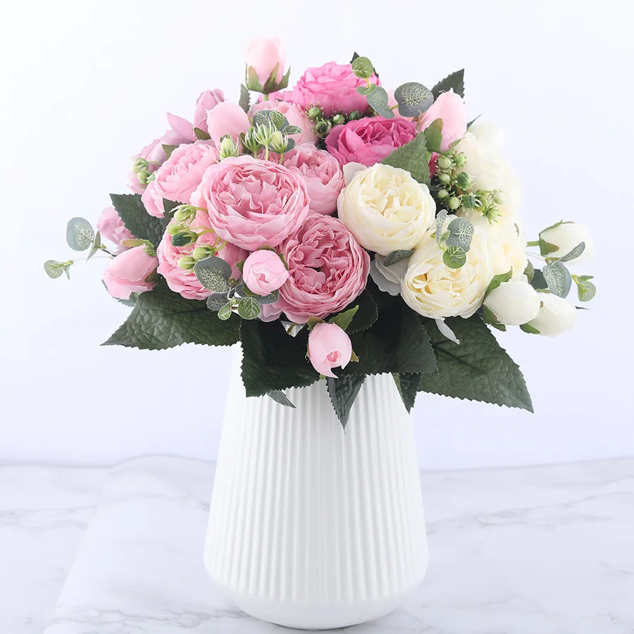 Розовые шелковые искусственные пионы букет высотой 30 см из 5 больших цветков и 4