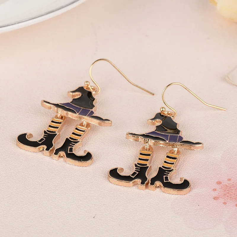 DoreenBeads Halloween Chic Earring Witch Hat Sock Boots Pendants Drop Earrings Black Gold Color Fashion Women Jewelry 1 Pair
DoreenBeads Halloween Chic Earring Witch Hat Sock Boots Pendants Drop Earrings Black Gold Color Fashion Women Jewelry 1 Pair