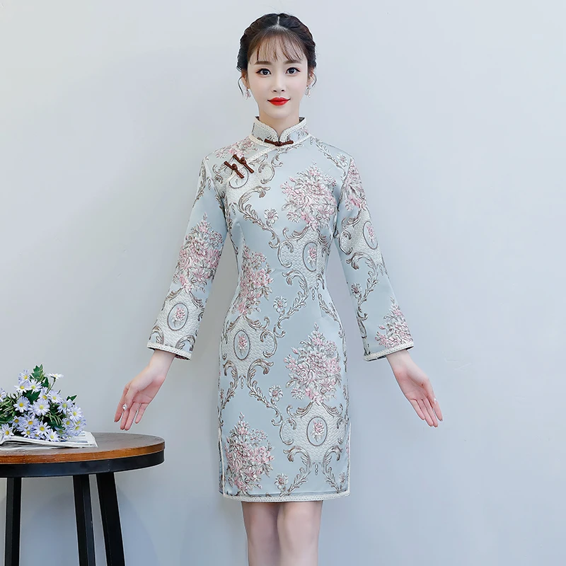 2018 Autumn Short Cheongsam Vintage Chinese style Mini Dress Fashion Womens Polyester Qipao Slim Party Dresses Button Vestido
2018 Autumn Short Cheongsam Vintage Chinese style Mini Dress Fashion Womens Polyester Qipao Slim Party Dresses Button Vestido