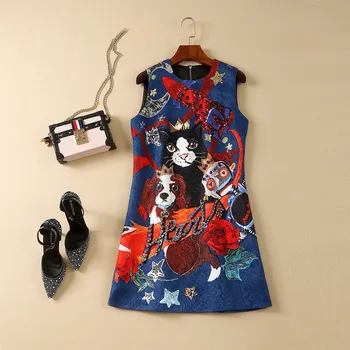 Spring and summer new European and American runway heavy beaded blue cat and dog printed flower vest dress female Fashion Design
Spring and summer new European and American runway heavy beaded blue cat and dog printed flower vest dress female Fashion Design
