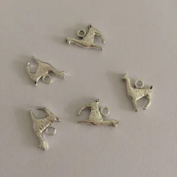 50pcs/lot 13*17MM antique silver color alloy metal Animals Alpaca charms pendant for bracelet DIY jewelry making
50pcs/lot 13*17MM antique silver color alloy metal Animals Alpaca charms pendant for bracelet DIY jewelry making