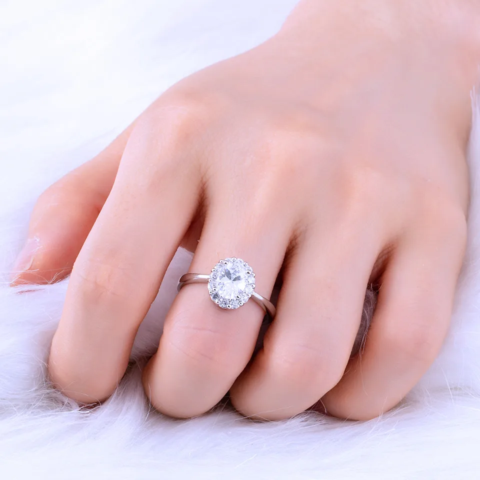 AAA Cubic Zircon Engagement Rings for women Plated white gold color Wedding Oval rings female Fashion Jewelry top quality gifts
AAA Cubic Zircon Engagement Rings for women Plated white gold color Wedding Oval rings female Fashion Jewelry top quality gifts